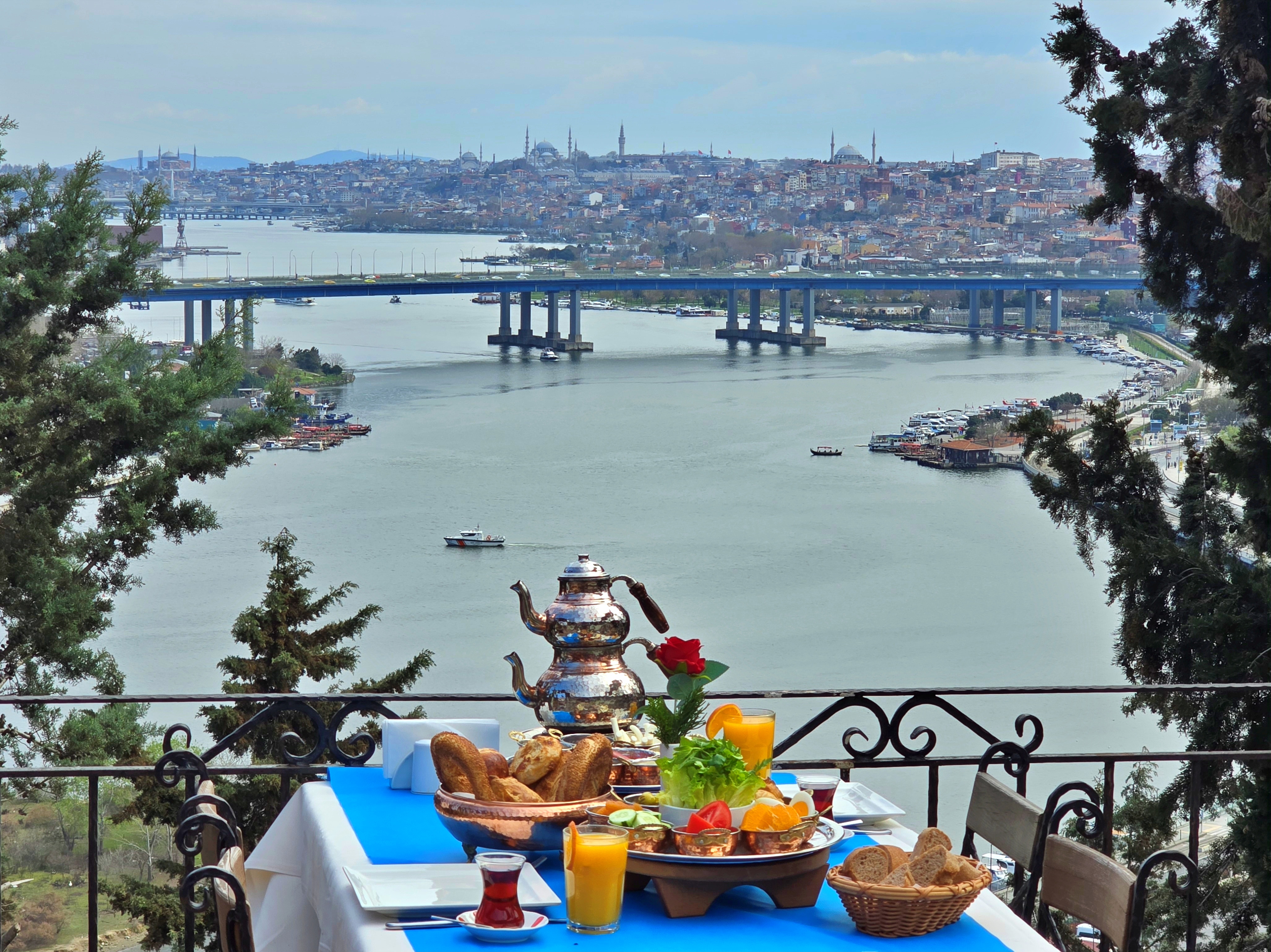 Köy Serpme Kahvaltısı